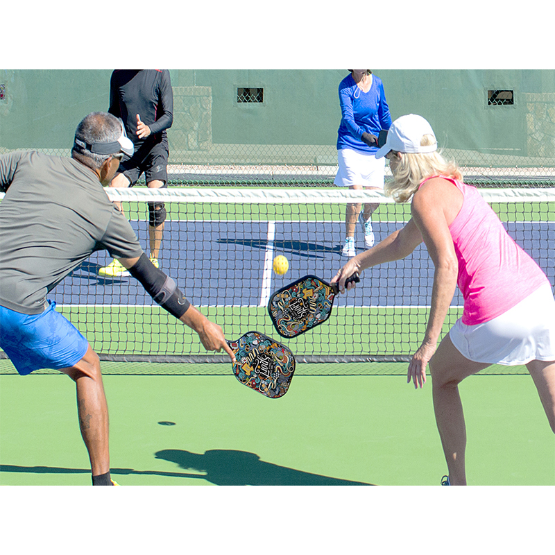 سعر المصنع Pickleball 26 فتحة 72 مم لون مخصص للاستخدام الداخلي